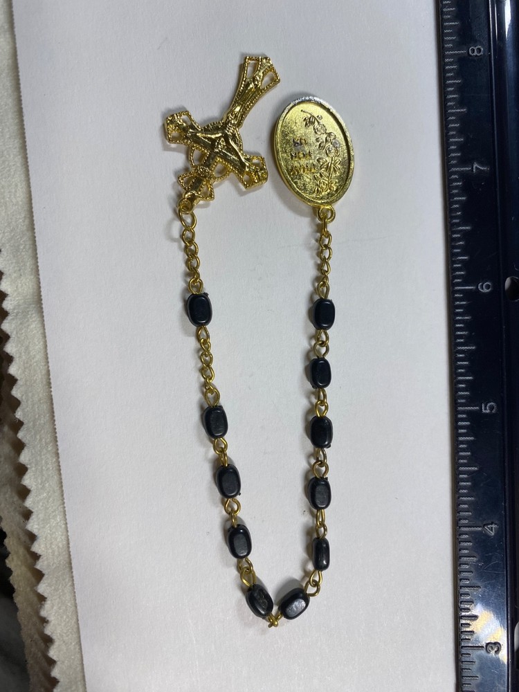 St Anthony rosary strand