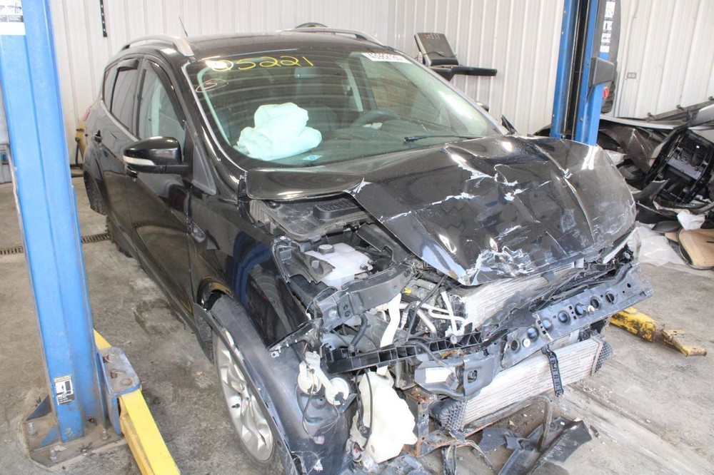 2015 Ford Escape 8 Screen Display OEM Used - Reprogramming Required