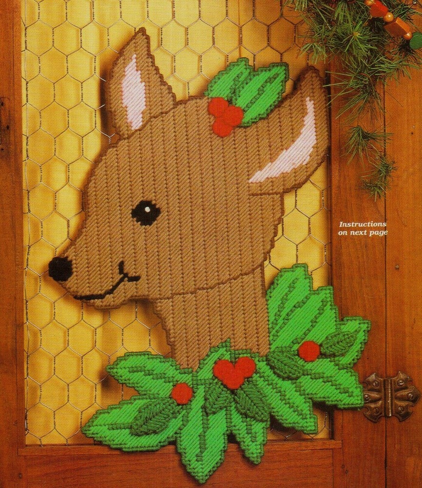 YULETIDE WALL DECOR BEAR & DEER CHRISTMAS PLASTIC CANVAS PATTERN INSTRUCTIONS