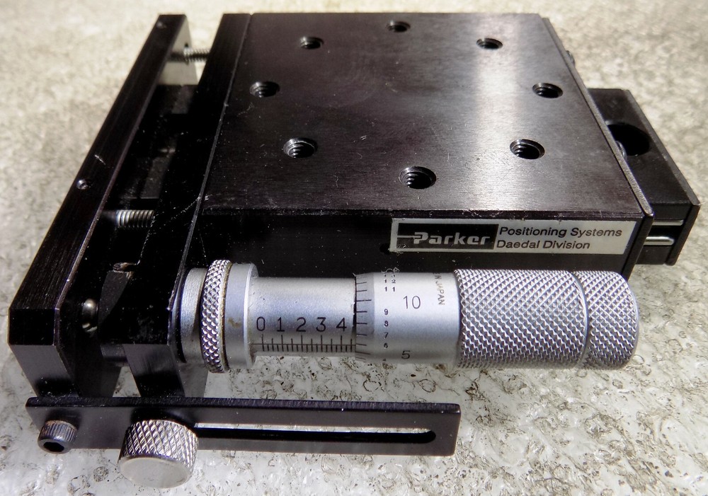 Parker Daedal Division Positioning System Model 4554M + Mitutoyo micrometer head