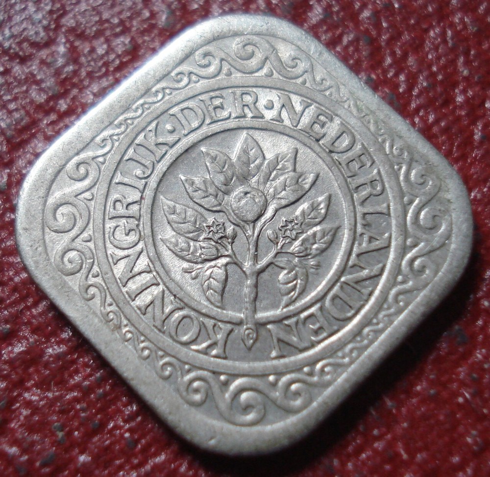 1943 CURACAO 5 CENTS IN EF CONDITION
