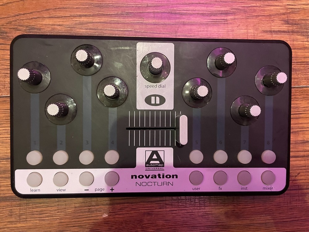 Novation: Nocturn Intelligent Plug-in Controller
