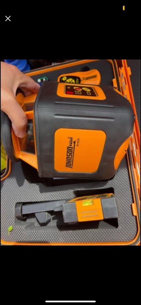 Johnson Level & Tool 40-6535 electronic self leveling horizontal rotary laser