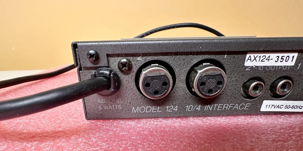 Aphex Model 124 10/4 Audio Level Interface