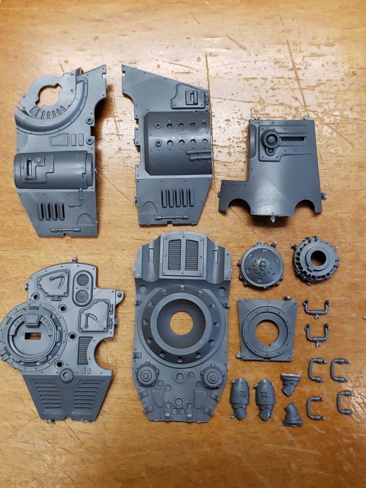 Warhammer 40k Adeptus Mechanicus Bits Onager Dunecrawler Engraved Hull Top