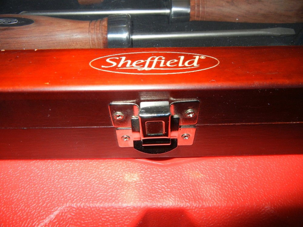 Sheffield Wood Handle Screw Driver Set New.