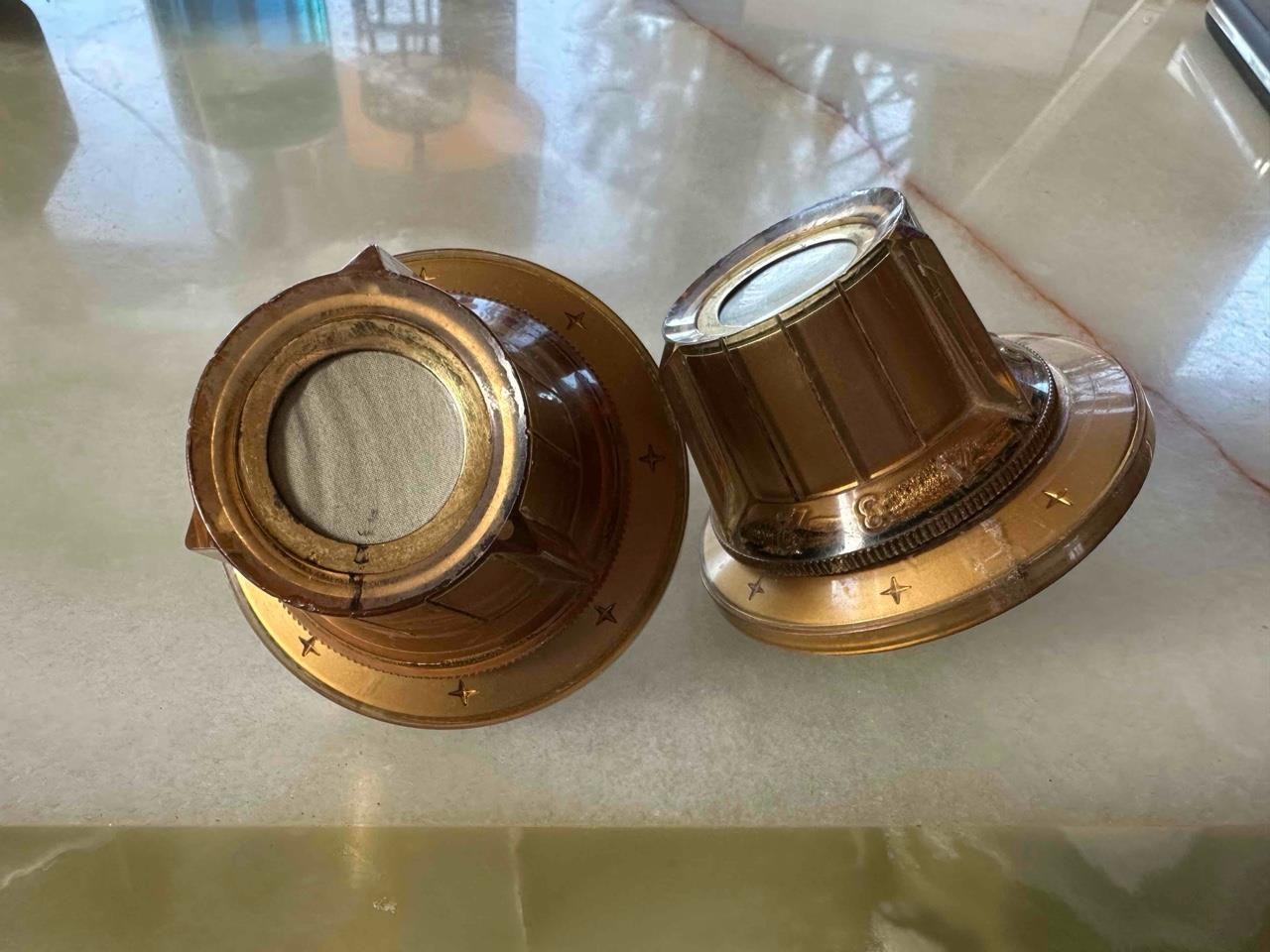 Vintage Retro Star Burst Gold Plastic 50's 60's TV Control Knobs