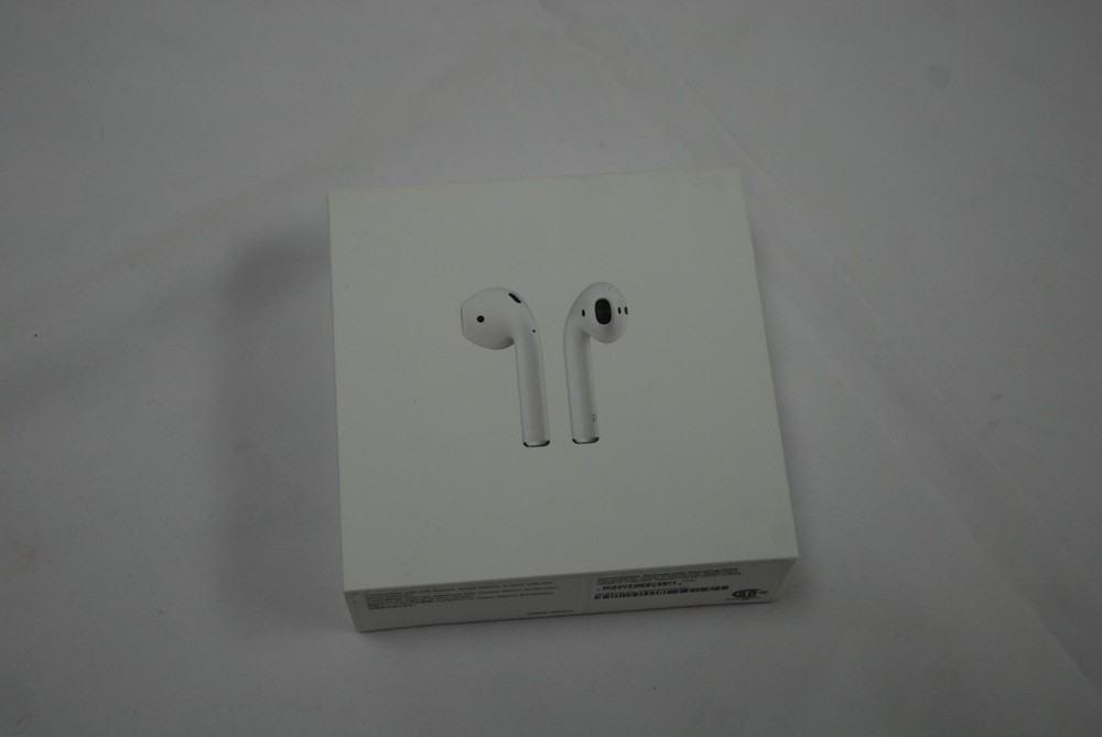 Empty Box Only Apple Airpods with Charing Case MV7N2AM/A