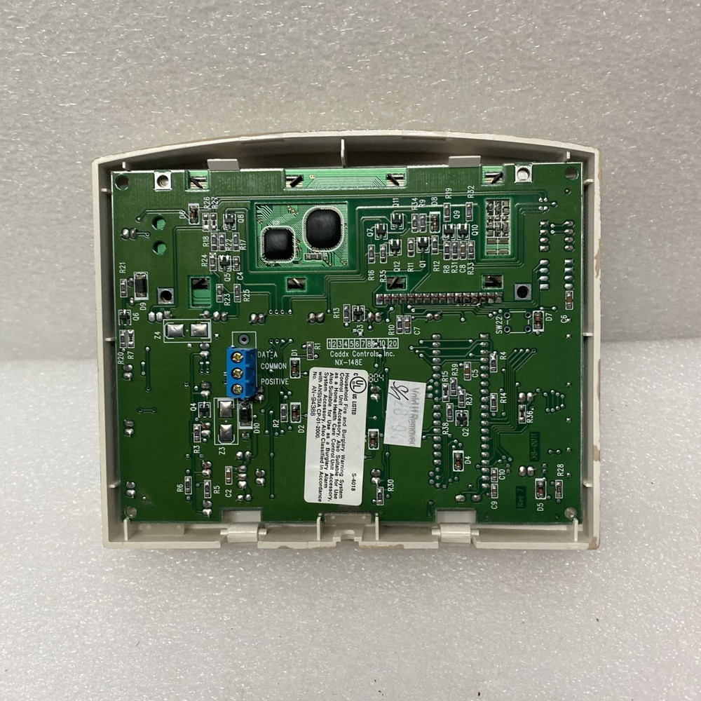 GE Interlogix NX-148E LCD Keyboard ( Missing Screw )