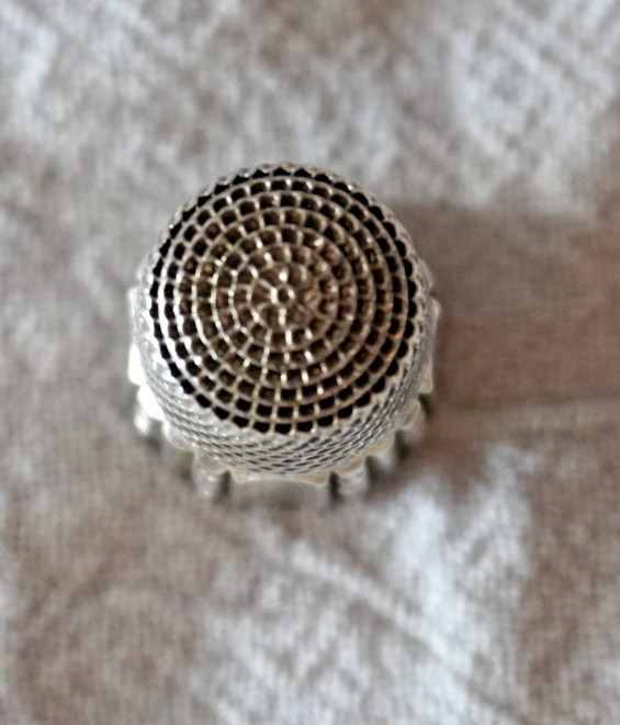 Antique Simons Sterling Silver Thimble - S Shield Hallmark, Size 10
