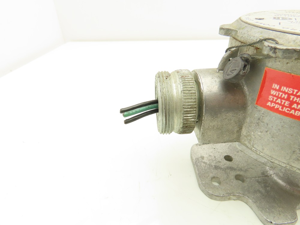 Veeder-Root 769780-010 Pulse Transmitter for Flow Meter w/Mounting Bracket