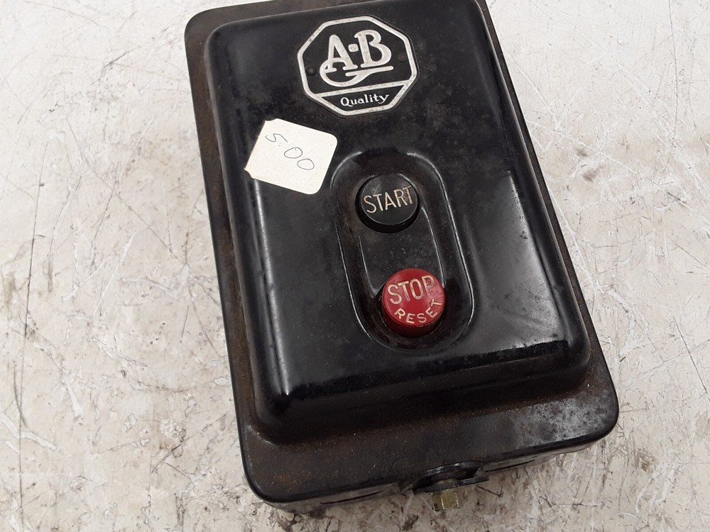 Allen-Bradley Manual A.C. Starting Switch