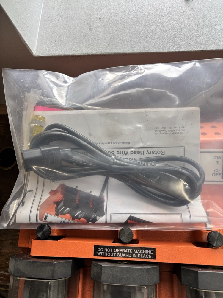 Eraser Rush Model C300 Wire Stripper, Wire Stripper Machine, MPN C300