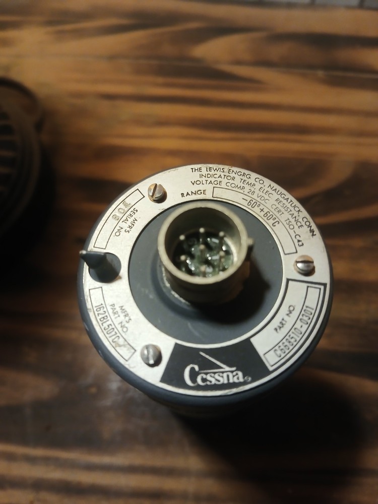 OAT INDICATOR P/N: C668510-0401
