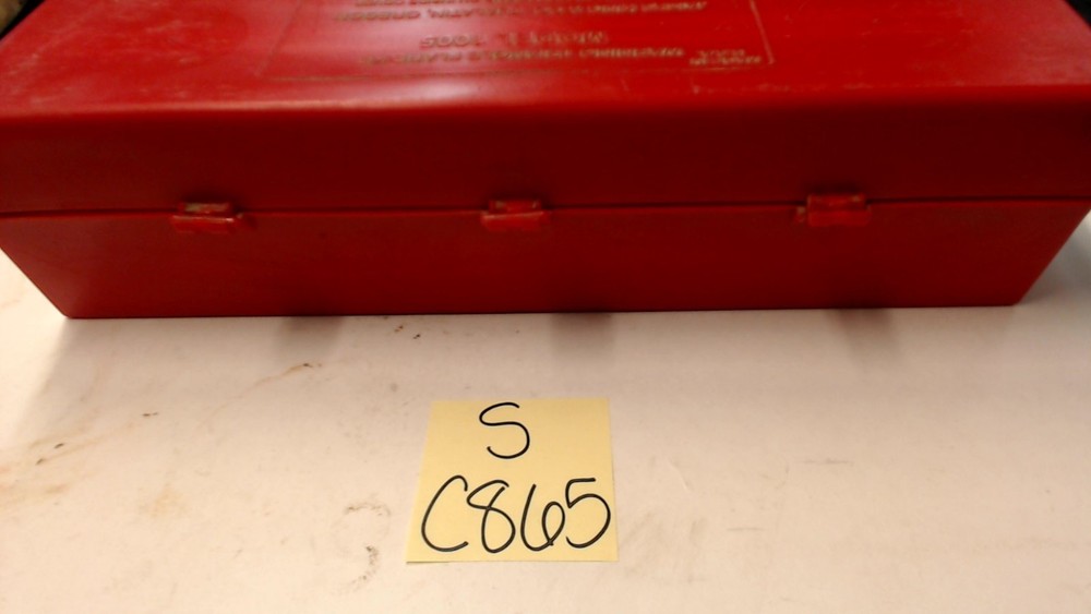 James King Model 1005 Warning Triangle Flare Kit (One Hinge is Broken)