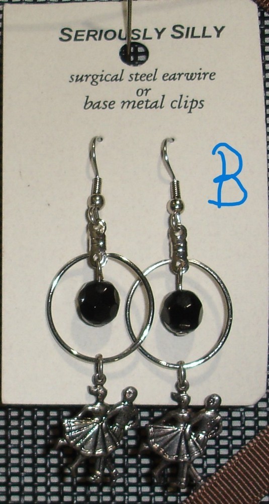 Dancing Couple Earrings, pierced, NEW