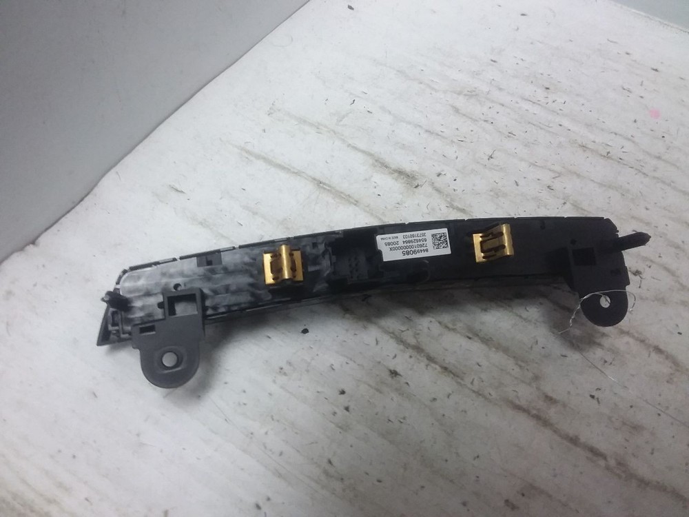 Dashboard Multi Control Switch 2021 Cadillac XT4 84499085
