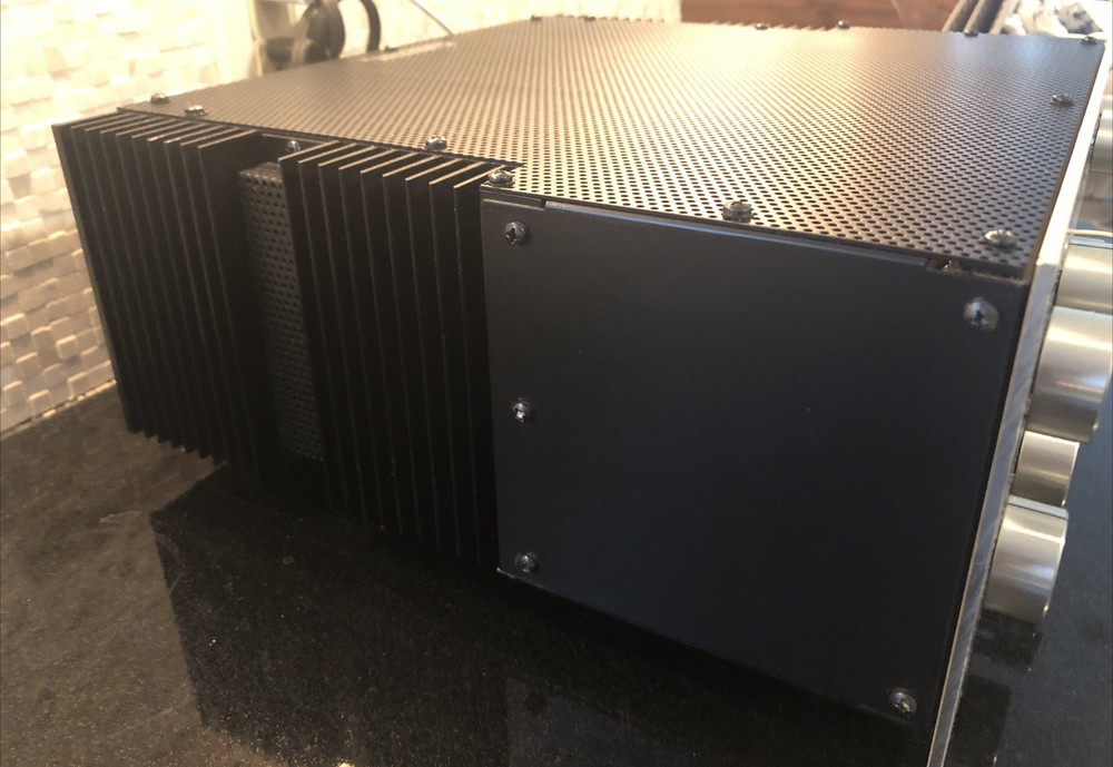 Marantz 30 Console Stereo Integrated Amplifier 60 WPC Perfect Working Condition