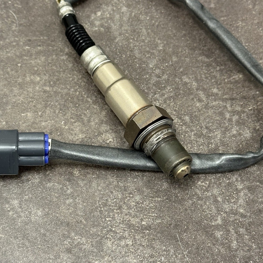 OEM Genuine Bosch Oxygen Sensor 13544