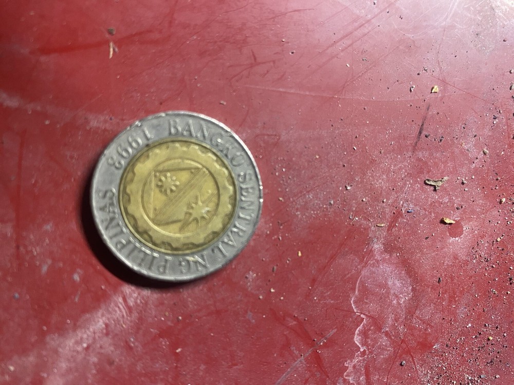 2006 Philippines 10 Piso Bimetallic