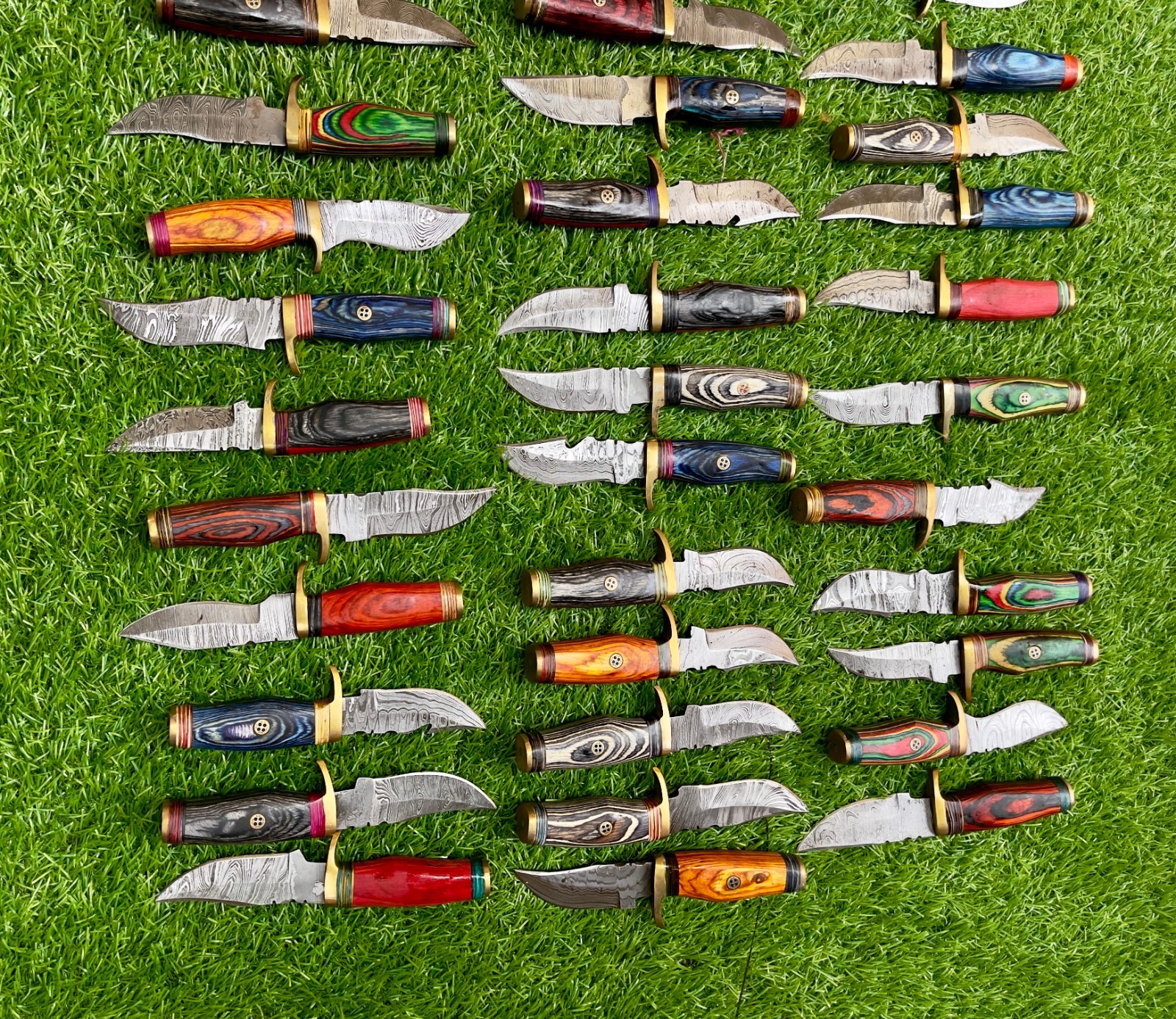 Lot of 20 HANDMADE DAMASCUS STEEL SKINNER CAMPING 6 IN KNIVES W SHEATH, WHOLESAL