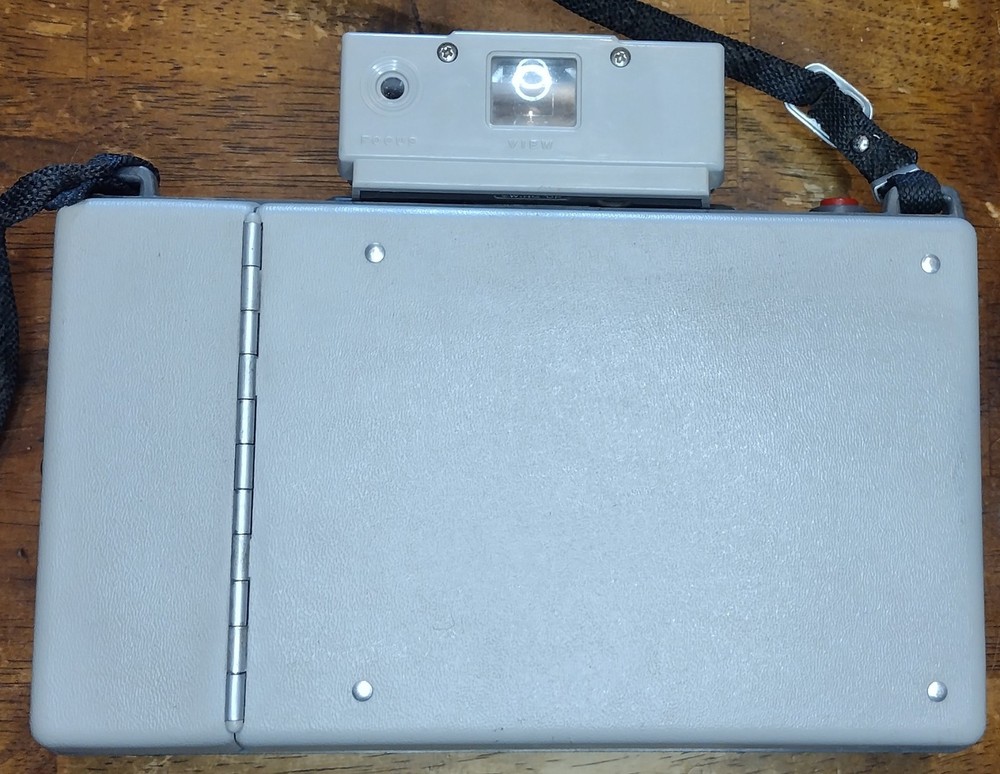 Vtg Polaroid 103 Automatic Land Camera UNTESTED