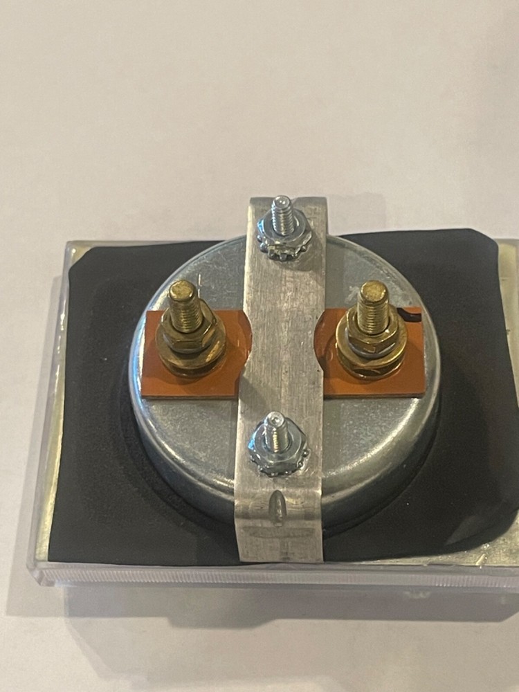 MCS 0-5 DC AMPERES PANEL METER, PANEL FACE: 3.21" LENGTH X 2.45" HEIGHT