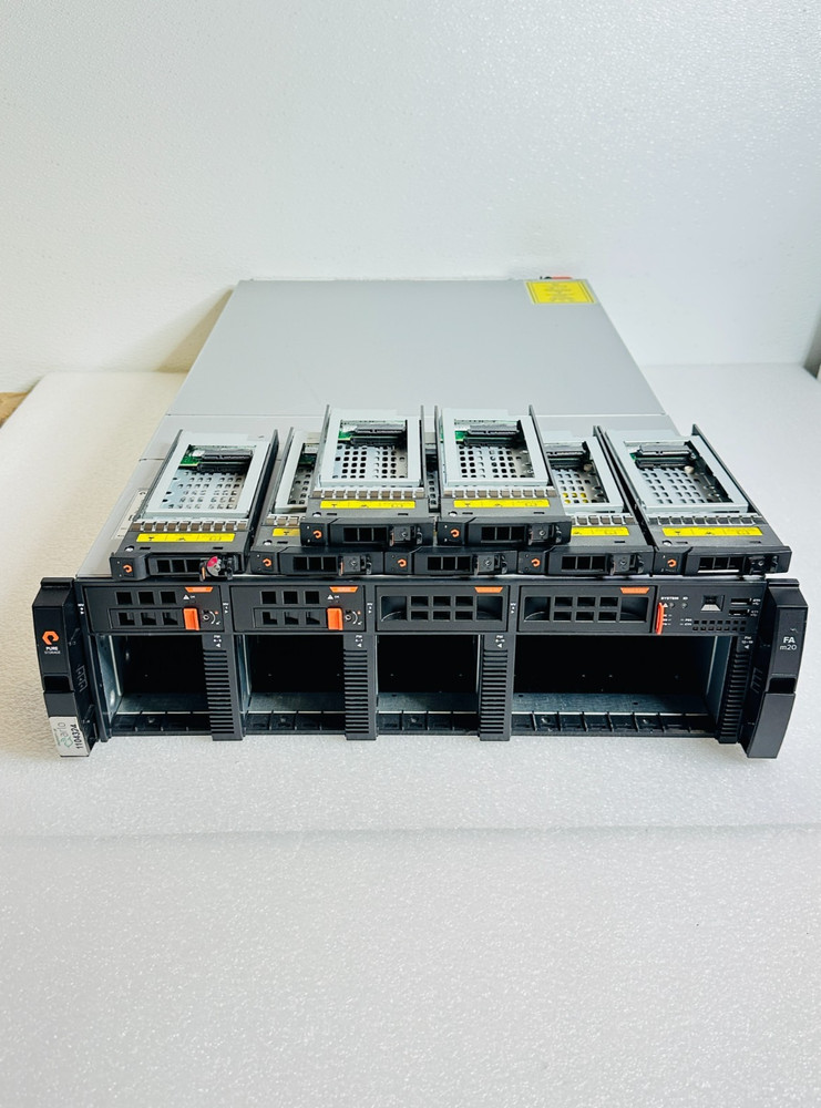 PURESTORAGE FlashArray | 2x E5-2630V4 | 120GB SSD | 2x NVRAM - Storage Appliance