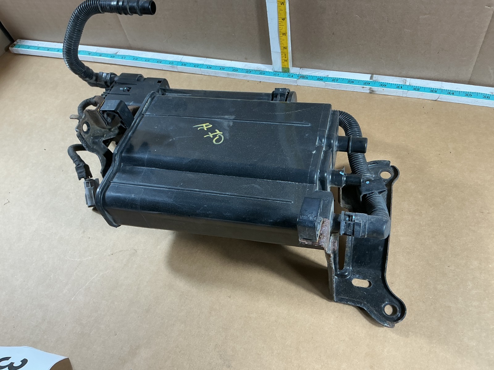 2010-2015 Toyota Prius Fuel Vapor Evaporator Charcoal Canister 77740-47060 OEM