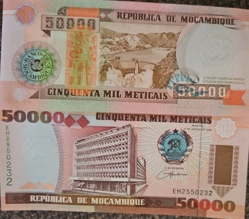 Mozambique 50,000 Uncirculated  Banknote