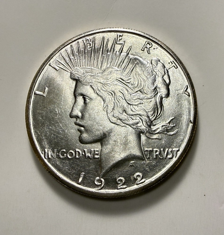 1922-S Silver Peace Dollar MS GEM UNC Blast White Clean Fields And Cheek
