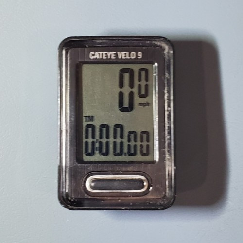 Cateye Velo 9 Wired Bike Computer - Computer Only