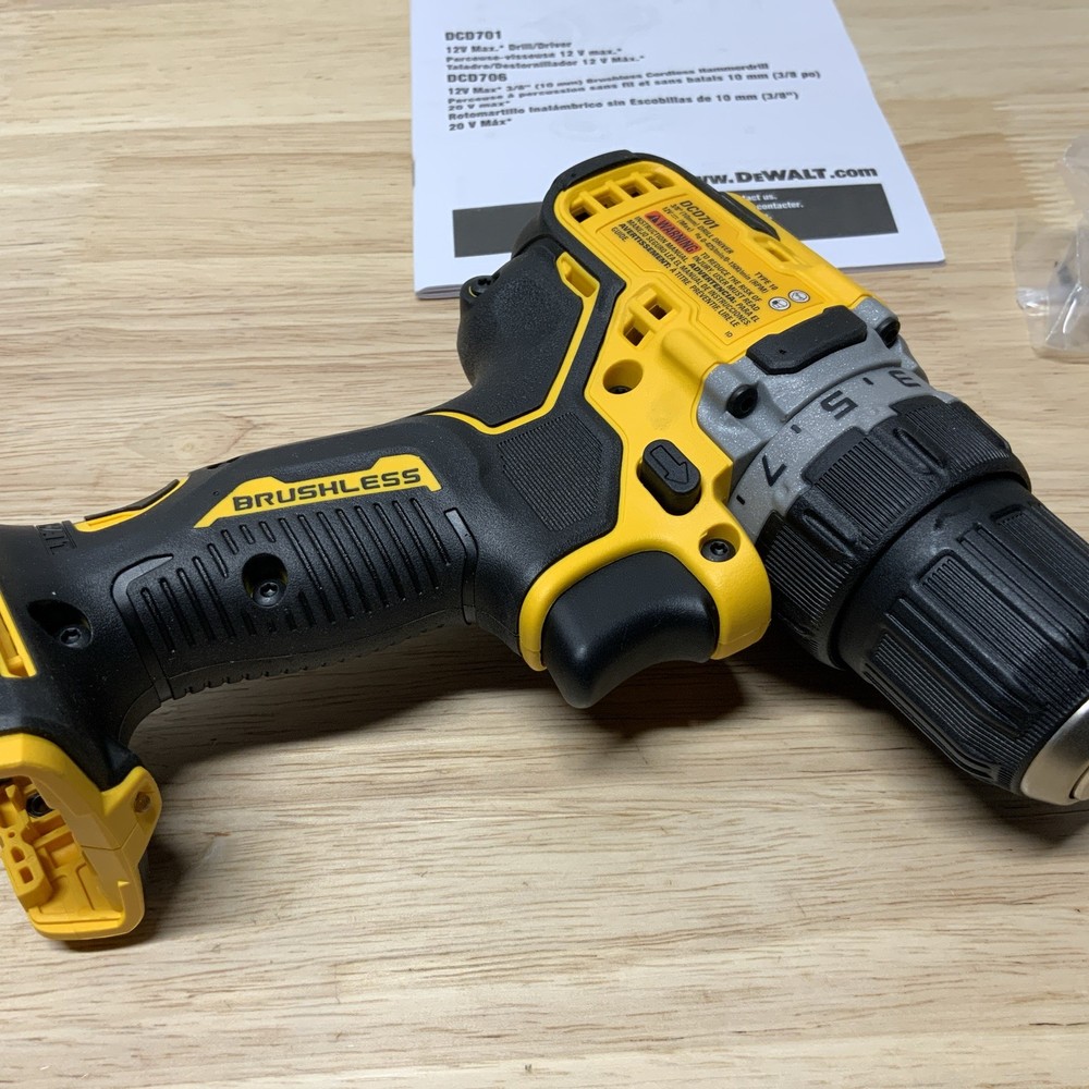 Dewalt XTREME 12v MAX Drill Driver DCD701 NEW FROM KIT
