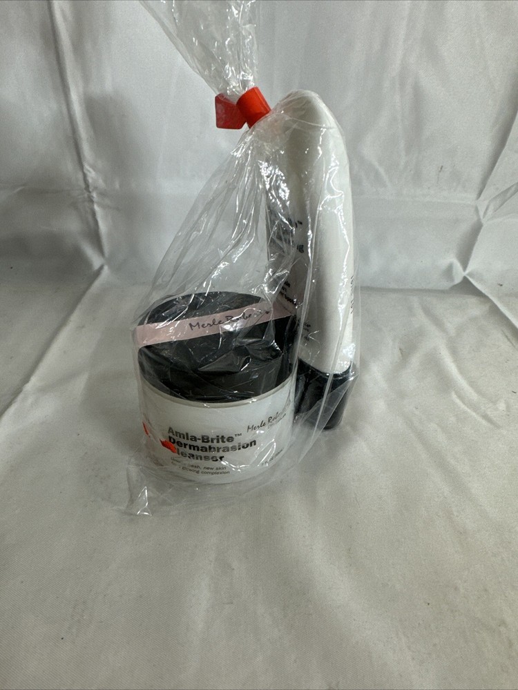Merle Roberts Skin Care 2pc Kit