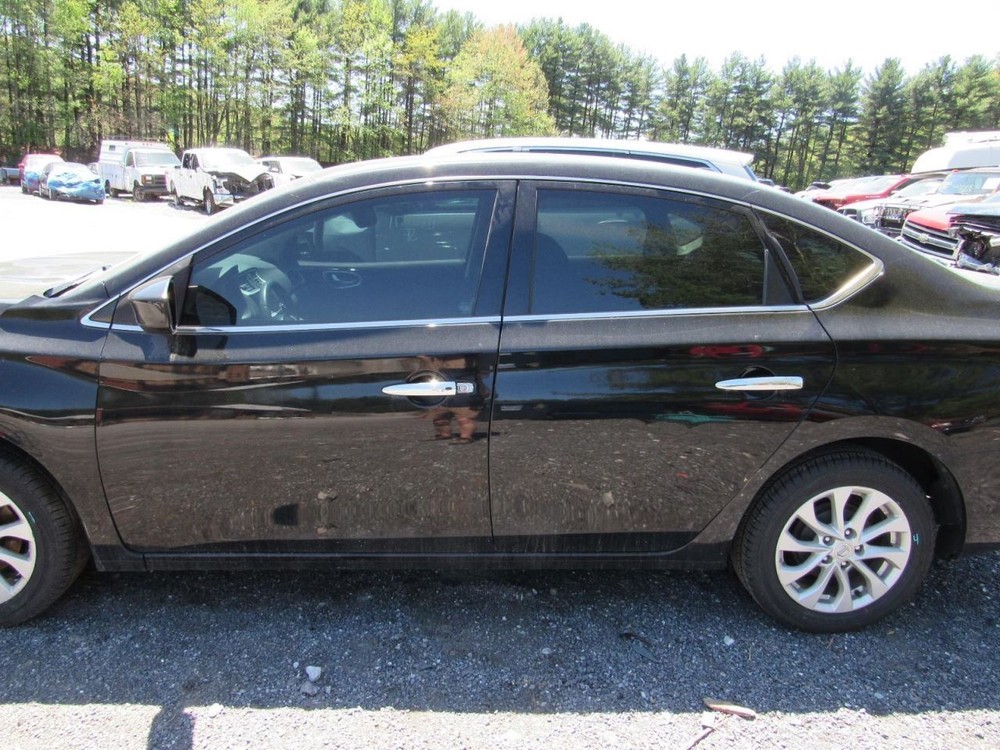 SENTRA 2018 Glove Box 1044595