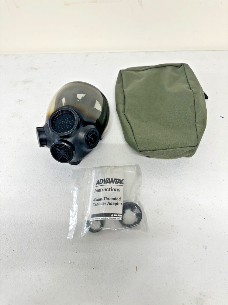 MSA ADVANTAGE 1000 GAS MASK - SIZE MEDIUM