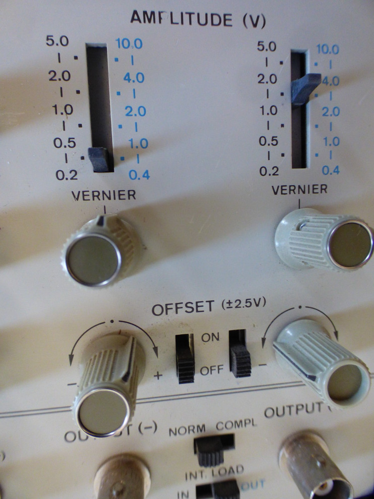 Hewlett Packard HP 8013B Pulse Generator. Used, untested except for plug in.
