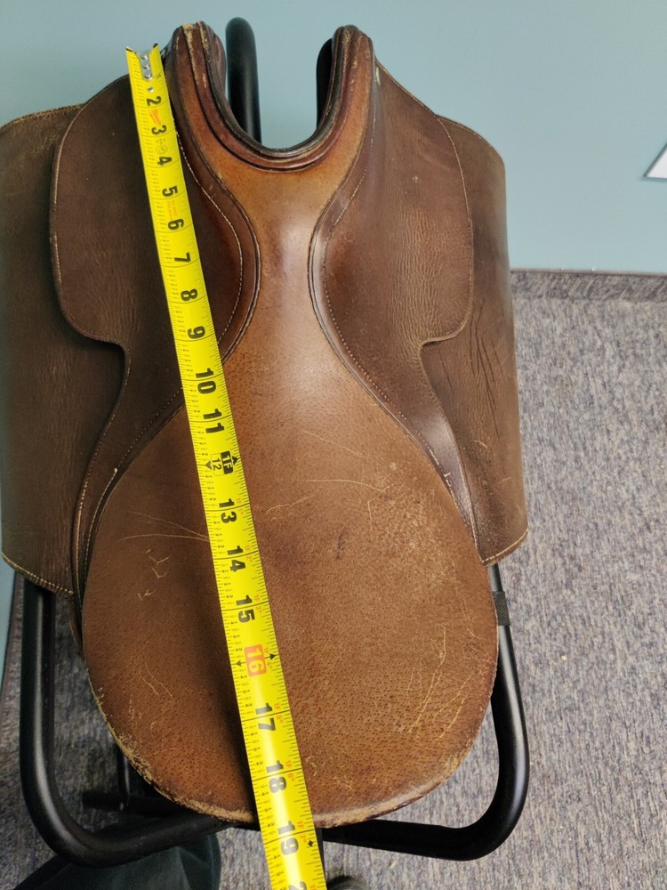 18.5" Eldonian English Saddle