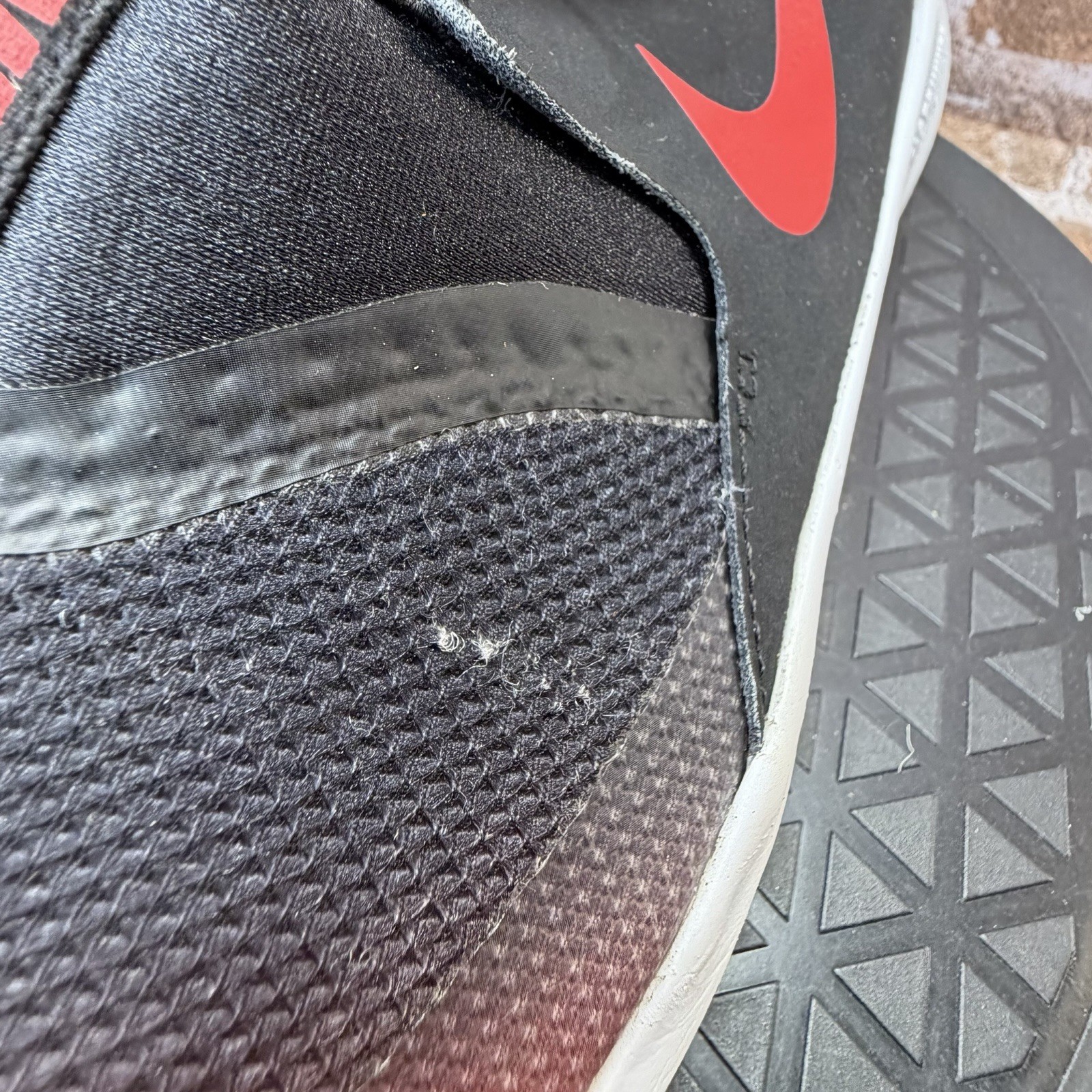 Nike Flex Runner University Red Running Shoes AT4662-607 Boys Youth Size 6.5Y