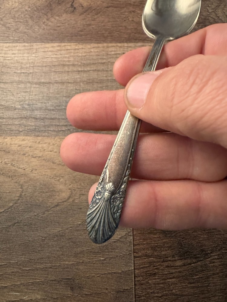 Crown Silver Plate Teaspoon Silverplated Radiance Pattern