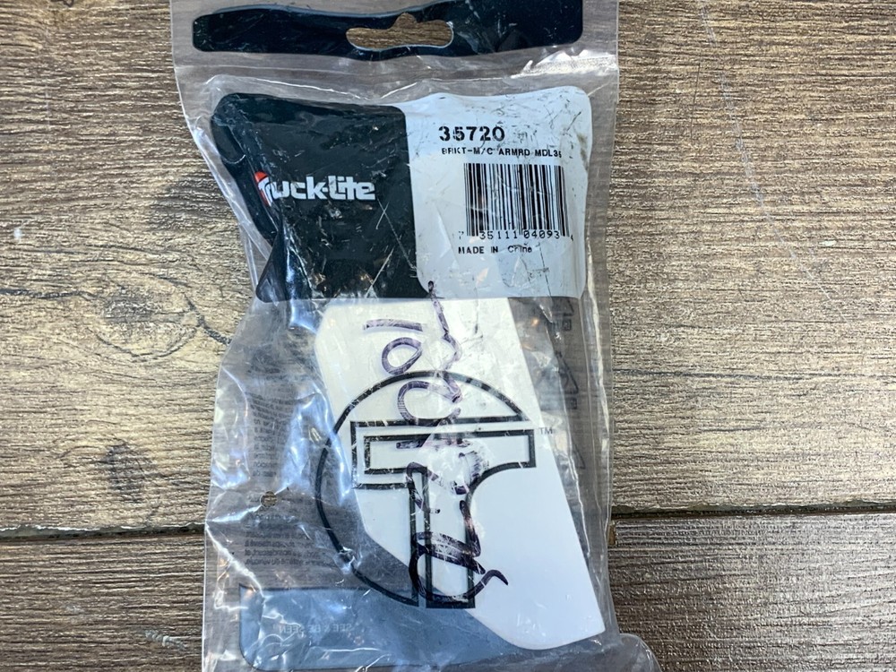 Trucklite 4 inch Rectangular LED Light Mounting Bracket 35720 NEW