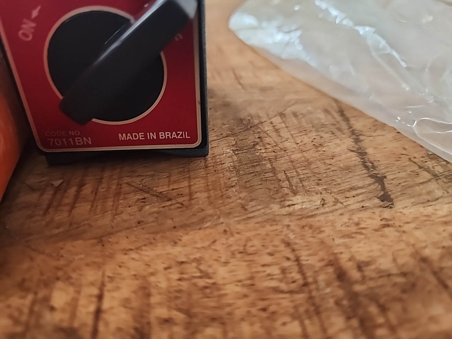 Mitutoyo 7011BN Magnetic Stand Indicator Holder