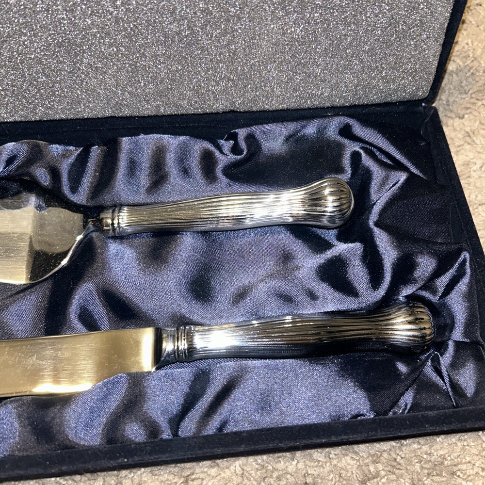 Things Remembered Cake Serving, Cutting Knife Set! QUALITY! SHARP! March 16 2002