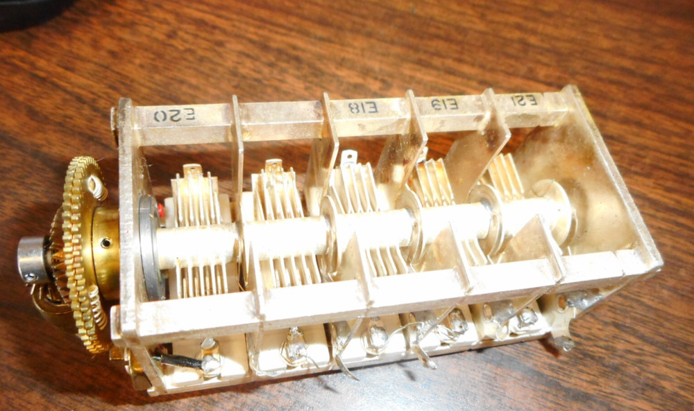 PRC-10  Capacitor, Variable, Air Dielectric  SMB182348  NOS