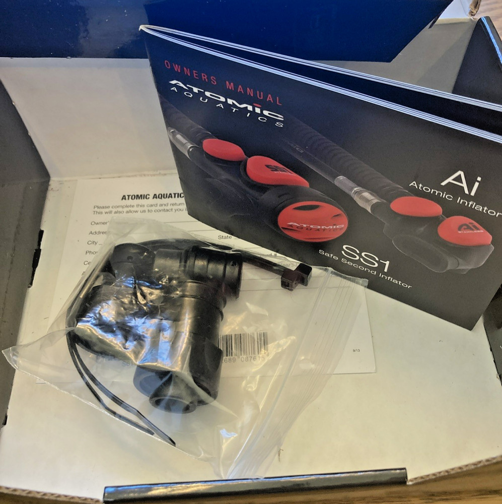 Atomic Aquatics - SS1 Safe Second/Inflator - Includes Hose!