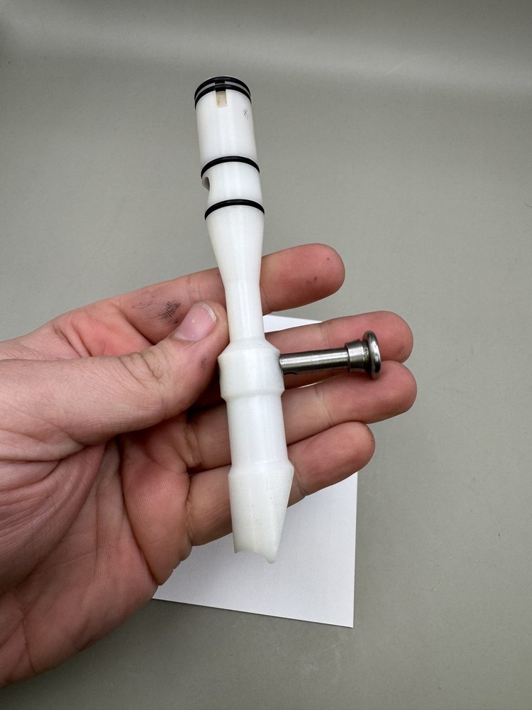 Bob Long 2k5 Intimidator Bolt White