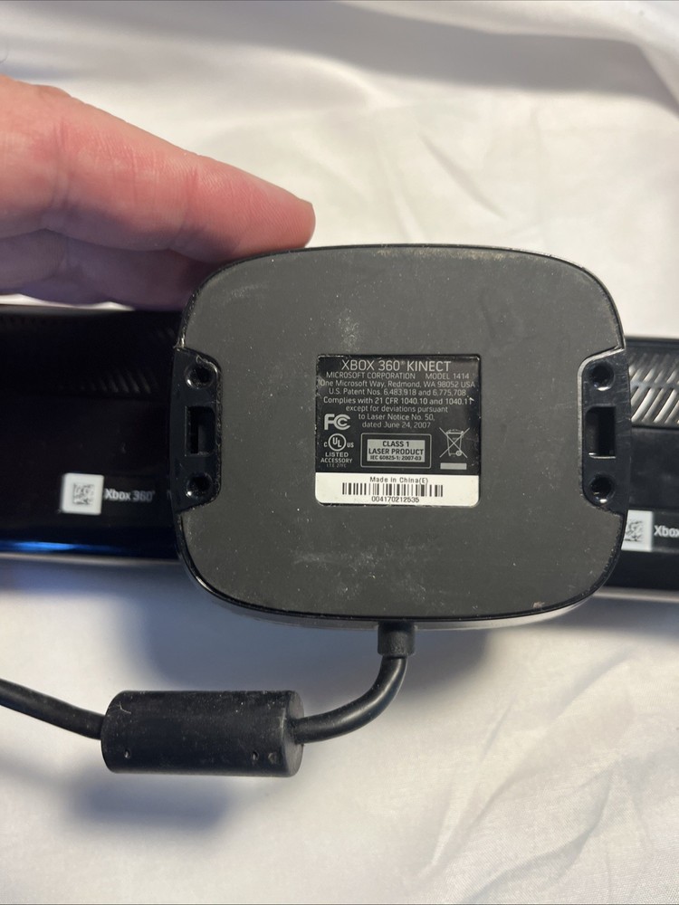 Microsoft Kinect Sensor Xbox 360 1414 Complete In Box With Two Games. Tested!