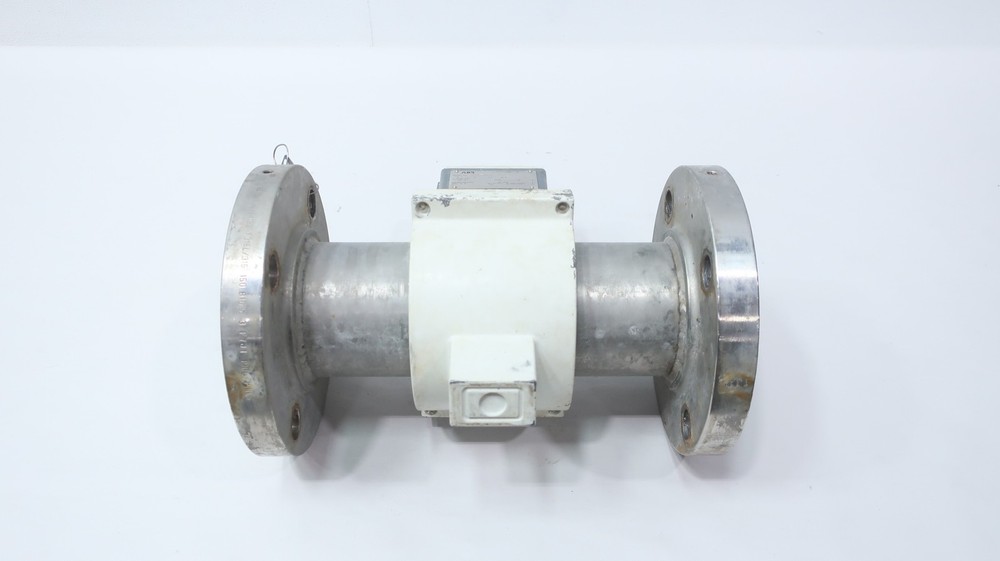 Abb 10DS3111EEE14P3A2DA Magnetic Flow Meter 3in