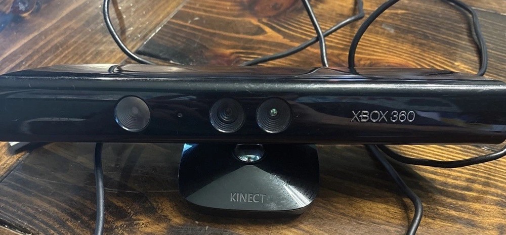 Microsoft Kinect Sensor for XBox 360