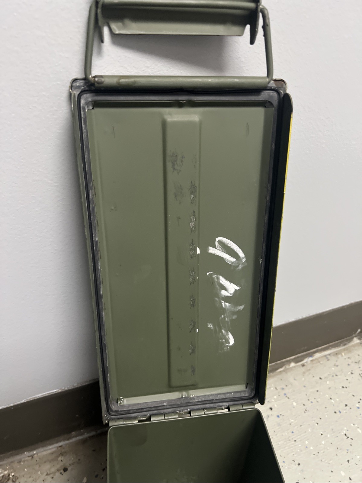 50 CAL. Ammo Can Surplus Grade 2 (empty)